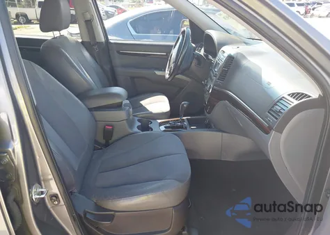 2010 Hyundai Santa Fe Se z USA, uszkodzony, nr VIN 5NMSH4AG0AH377899